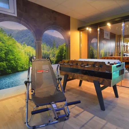 ヴィラ Quaint In With Sauna *